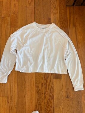 Abercrombie & Fitch cropped workout tee